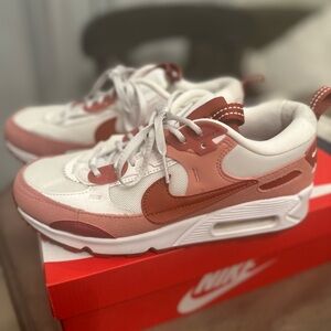 Nike Air Max 90 Futura